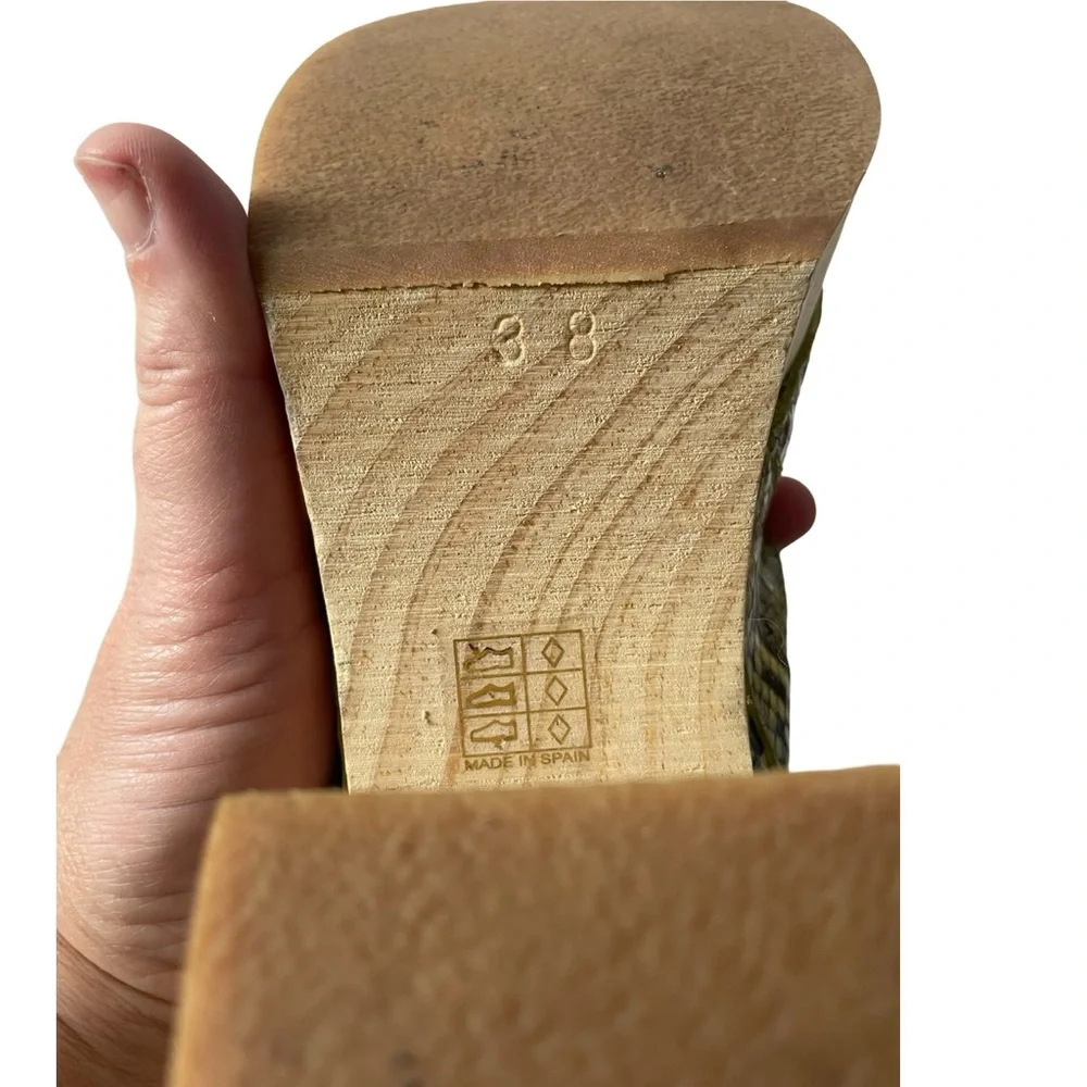 Free People Belem’s Clogs 
Size 7.5 - 8 / 38 - Picture 7 of 8